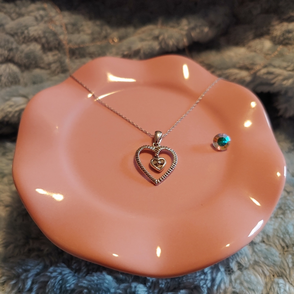 Heart pendent